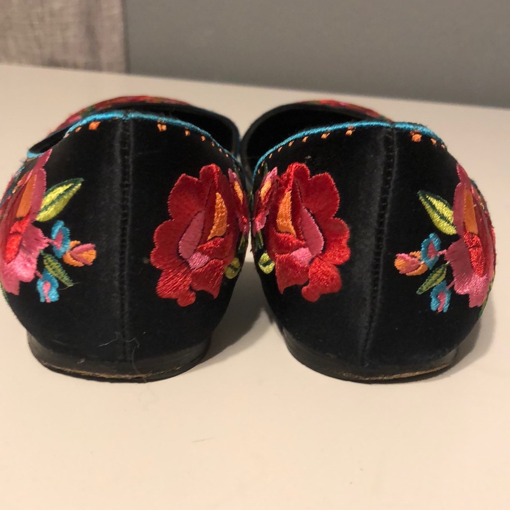 Betsey Johnson Jonila Embroidered Flats - Picture 4 of 10